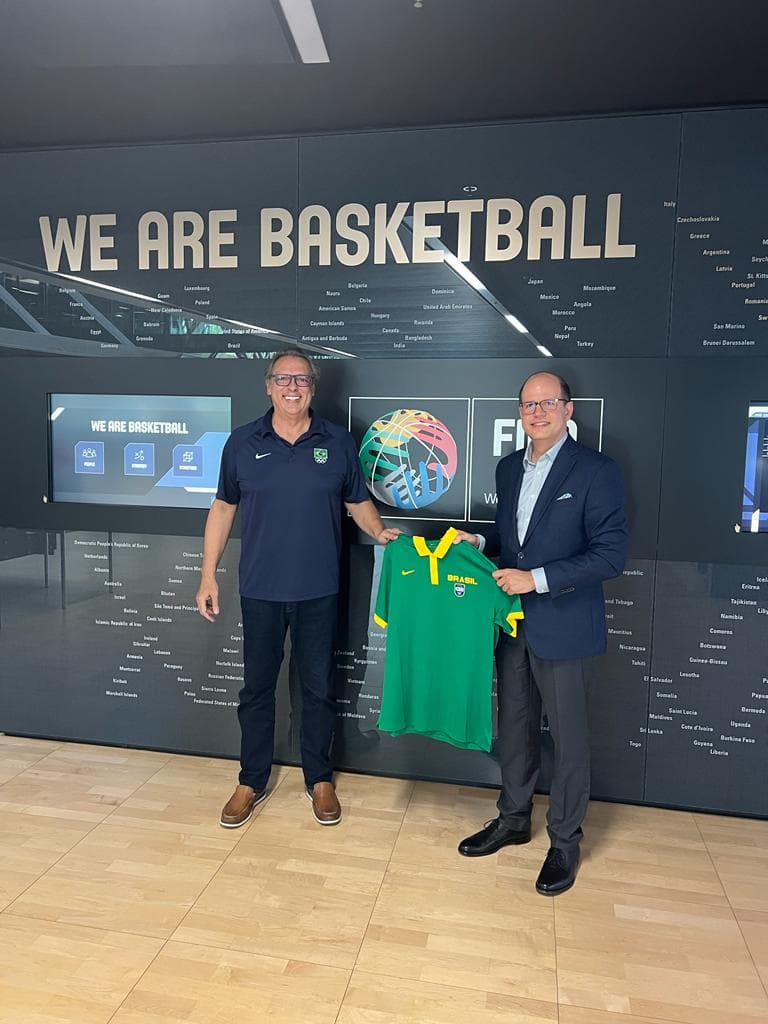 CBB e FIBA se reúnem para desenhar as estratégias para o basquete brasileiro