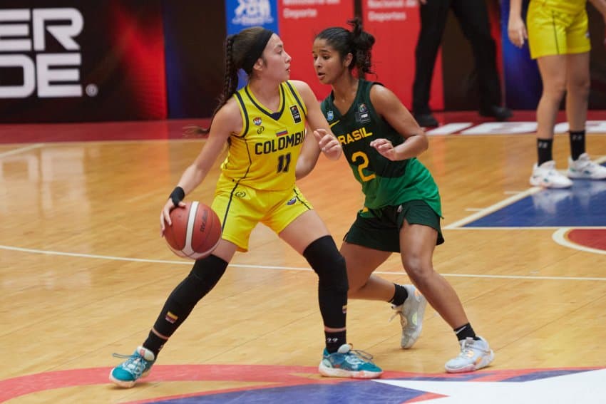 Brasil termina fase de grupos em segundo e avança à semifinal do Sul-Americano Sub-15 Feminino