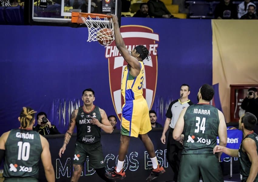 Brasil vence bem o México e fecha janela da Eliminatórias com 100%