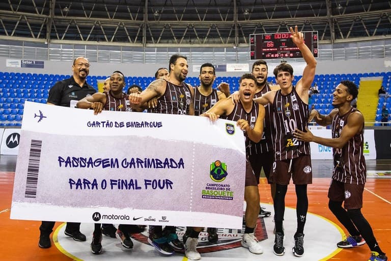 Técnico do AZ Araraquara, Fábio Appolinário acredita na experiência do grupo para o Final Four