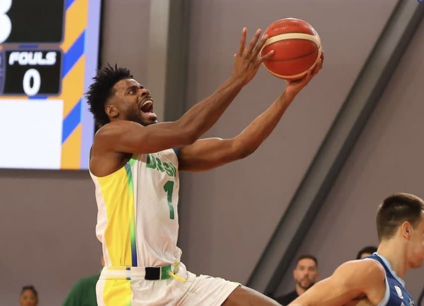 Brasil estreia na Copa Latina, no Panamá, com vitória sobre a Argentina