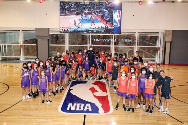 Experiências, ídolos e homenagens marcam o G!rls Camp, do NBA Basketball School