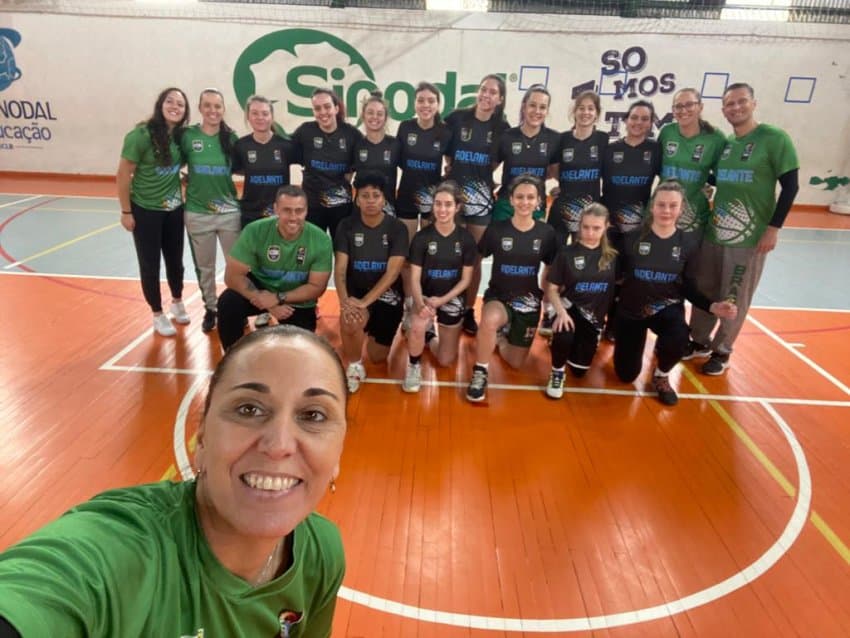 Adelante movimenta São Leopoldo do Sul com basquete feminino