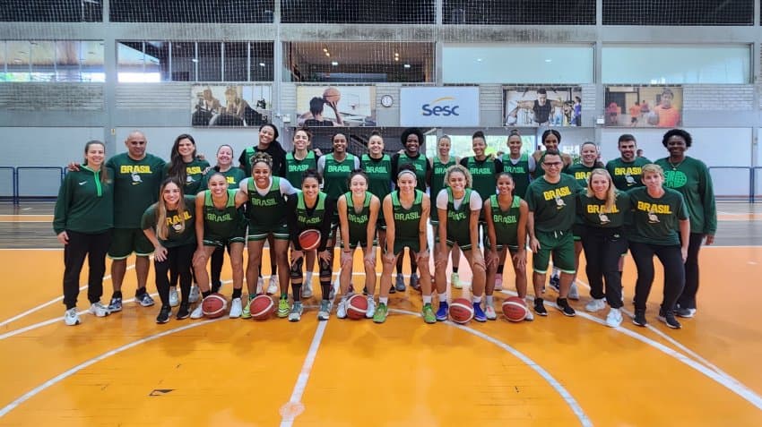 Seleção feminina inicia treinos para o Qualificatório do Pré-Mundial
