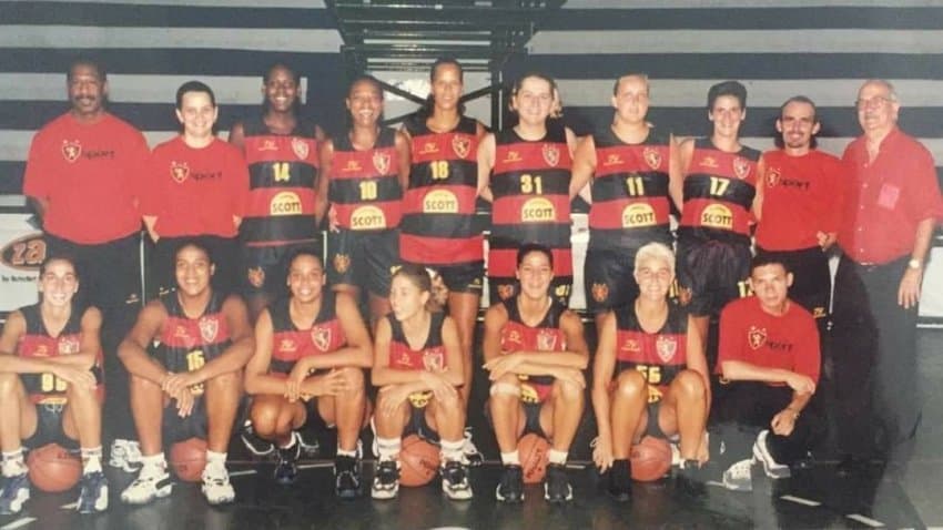 Campeão da LBF em 2013, Sport já teve craques como Erika, Adrianinha, Adriana Santos, Branca e Alessandra