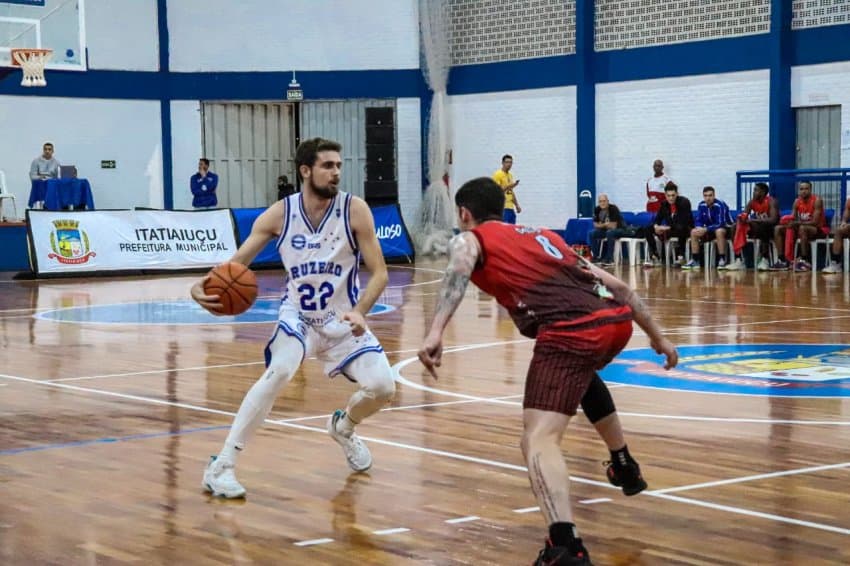 Praia Clube, LSB e Cruzeiro vencem e levam decisão das quartas do Brasileirão para o jogo 3