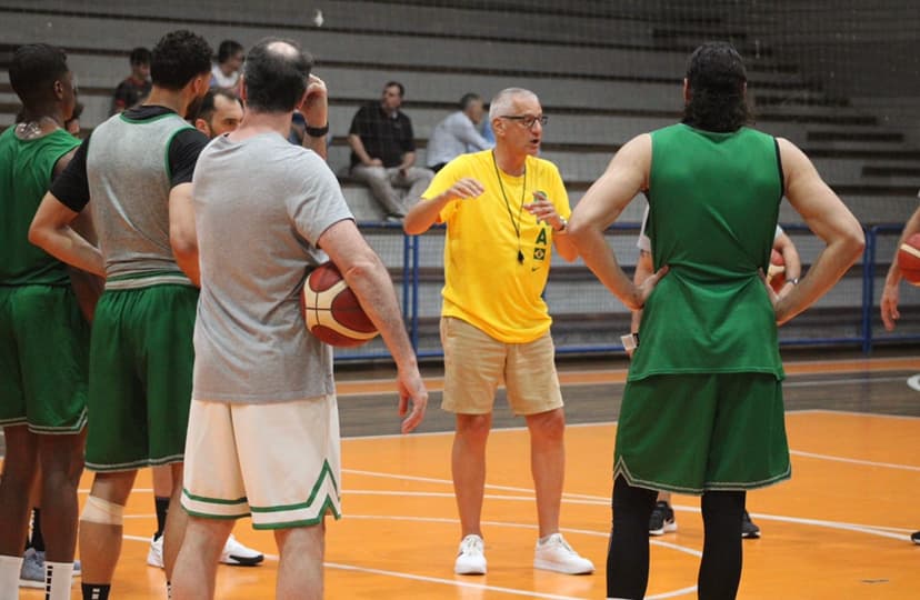 Brasil inicia treinos em Blumenau para o Pré-Olímpico