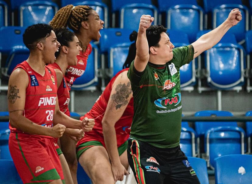 Brasileiro Feminino: Basquete Pinda vence Foz e ambos ficam próximos do Final Four