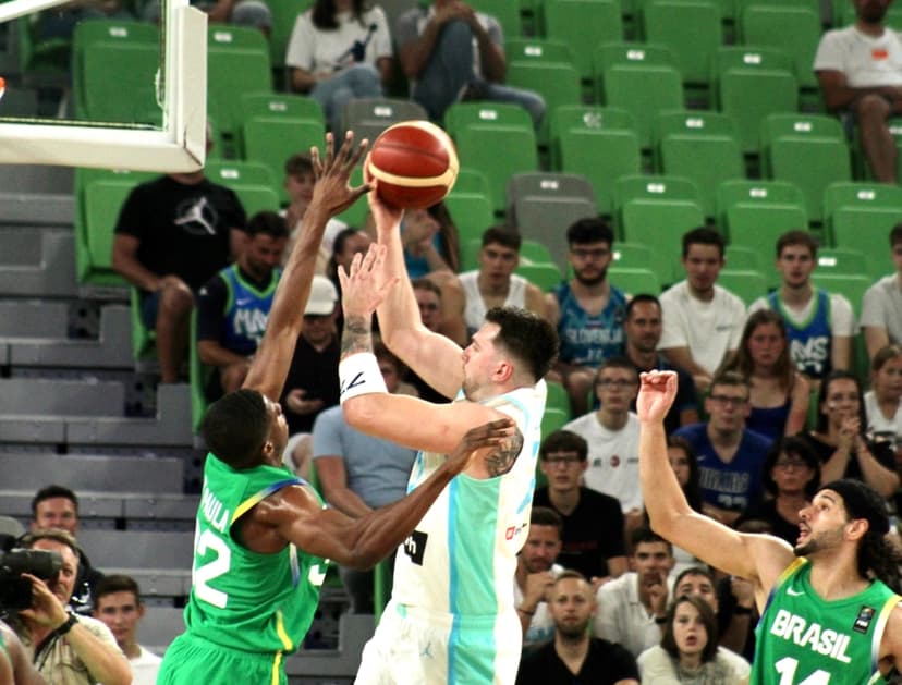Brasil encerra preparação para o Pré-Olímpico com revés para a Eslovênia de Doncic