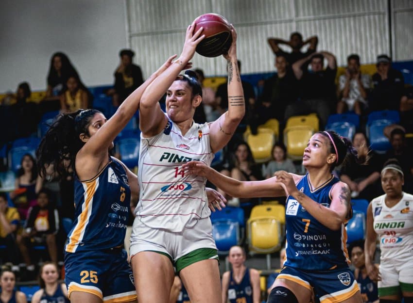 Foz Basquete e Basquete Pinda vão à decisão do Final Four do Brasileiro Feminino sub-23