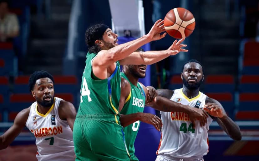 Brasil cai para Camarões, mas avança às semifinais do Pré-Olímpico contra Filipinas