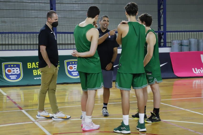 Diretor de Operações de Basquete da NBA para a América Latina acompanha Camp sub-17