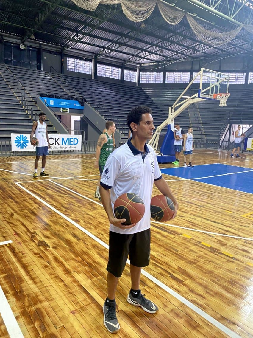 Athos Calderaro: foco e otimismo marcam primeiras semanas de treino do U.Corinthians
