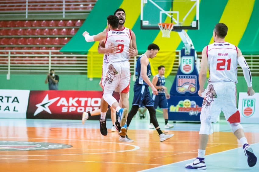 Basket Osasco derrota o Londrina e avança para o Final Four do Brasileirão