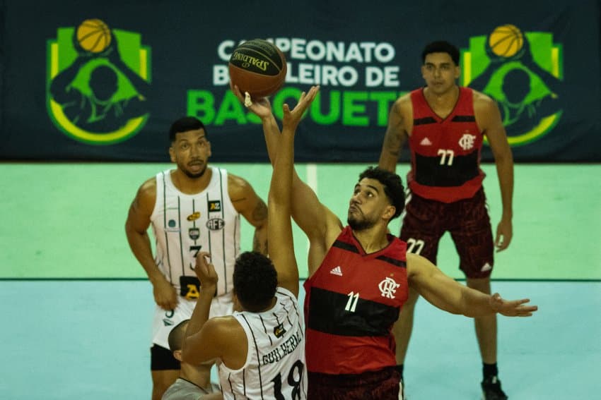 AZ Araraquara lidera a Conferência Jatyr Schall com fim do turno do Brasileirão