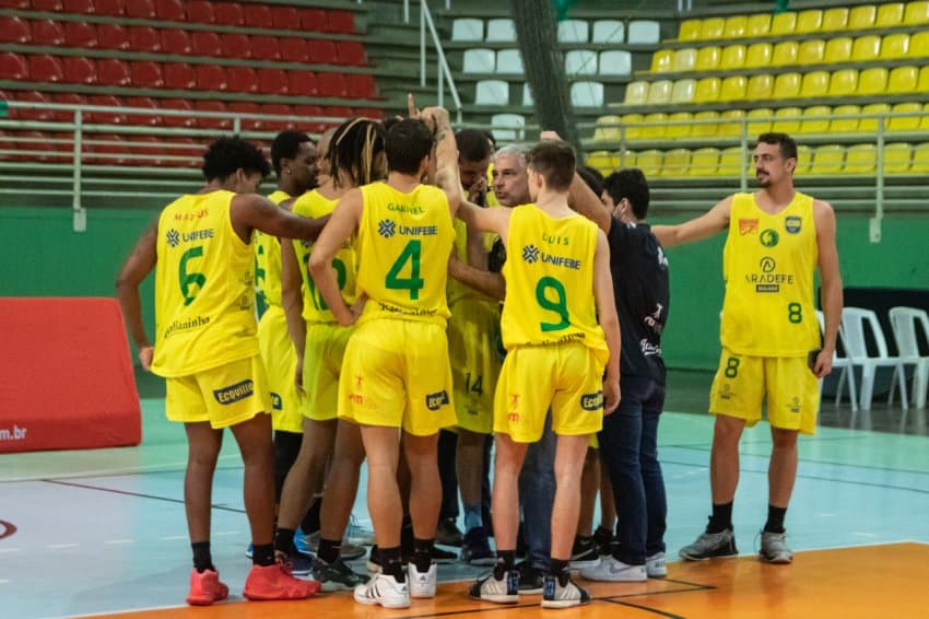 Brusque/Aradefe vence Anápolis por W.O. e avança às quartas do Brasileirão
