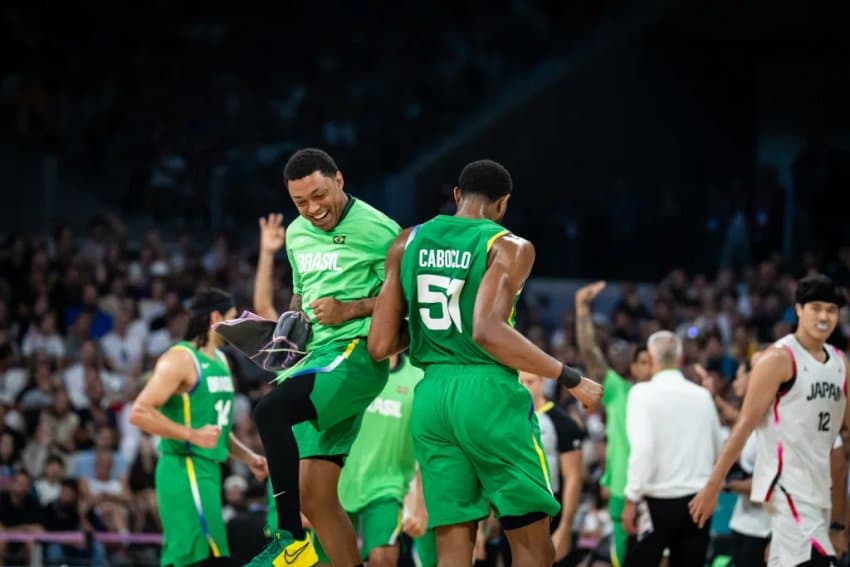 Brasil vence o Japão com atuação brilhante de Caboclo e mantém viva a esperança das quartas de final das Olimpíadas