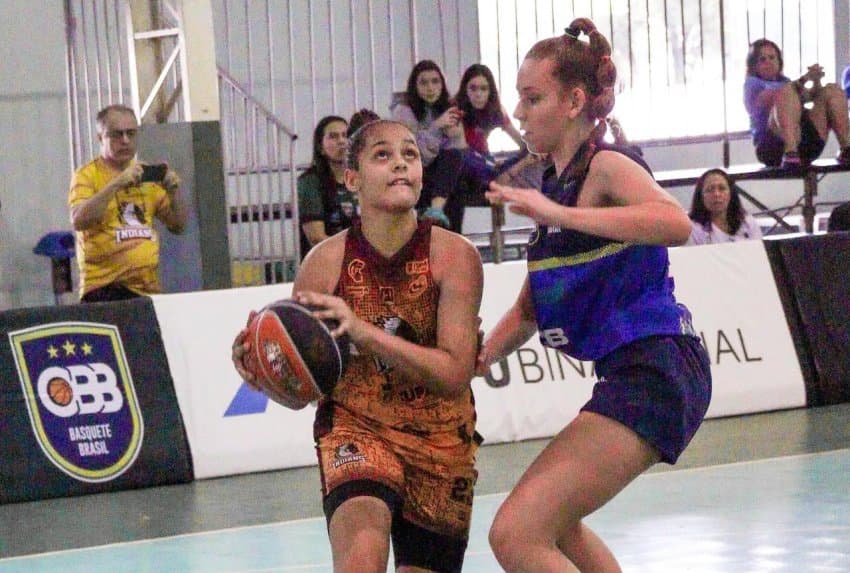 CBI Sub-15 feminino: Semifinais definidas com três clubes paulistas e um catarinense