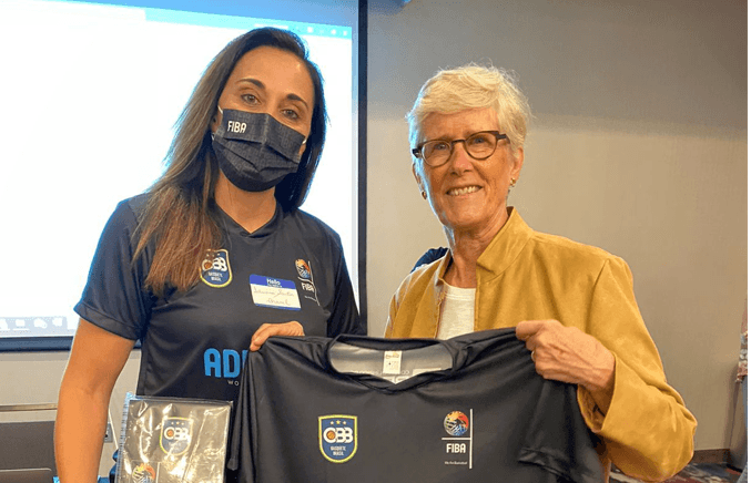 Gerente das Seleções femininas, Adriana Santos participa de evento da FIBA Américas em Miami