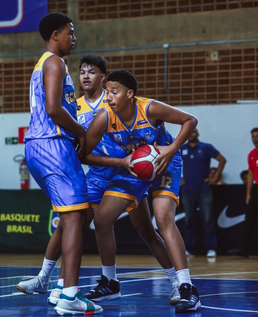 Jovens talentos em ação: Classificatória A do CBI Sub-17 Masculino agita Belo Horizonte