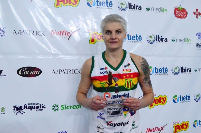 Nadia Colhado retorna ao Sampaio Basquete para a LBF
