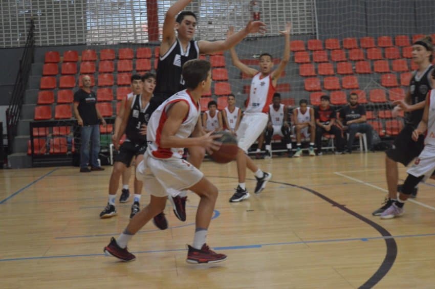 CBI: Sub-15 masculino esquenta e define os clubes que vão disputar o mata-mata das quartas de final