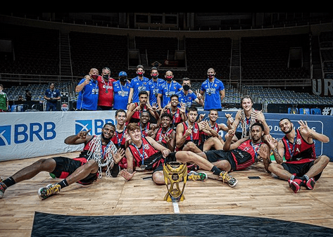 Com 80 mil na Fla TV, Flamengo vence o Carioca sub-19 diante do Fluminense