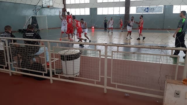 Definidos os semifinalistas do Campeonato Goiano de Basquete masculino