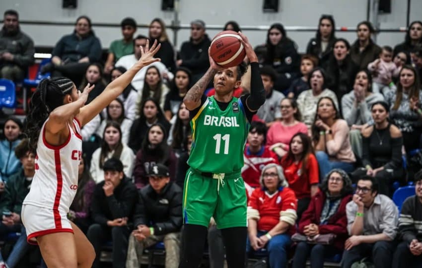 Brasil vence o Chile e vai às semifinais do Sul-Americano feminino
