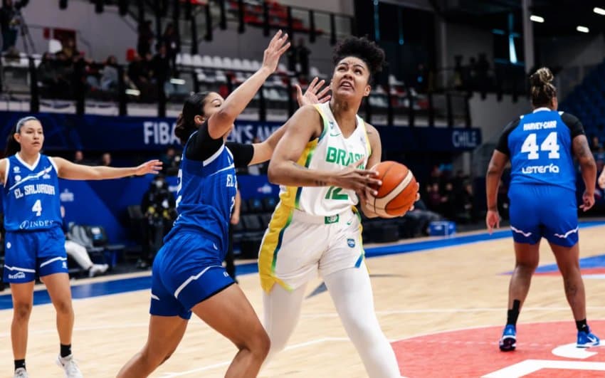 Brasil vence bem El Salvador e fecha grupo da AmericupW na liderança