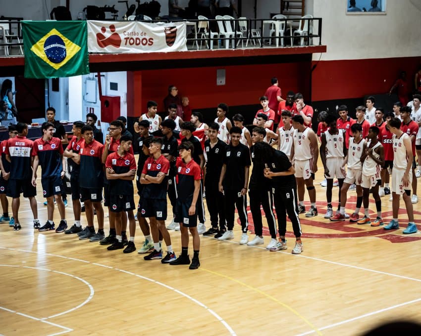 Seis jogos abrem o CBI sub-15 masculino no Rio de Janeiro