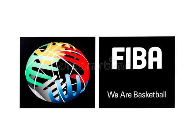 FIBA divulga árbitros e comissários internacionais para 2025/2027, e Brasil tem cinco novas vagas