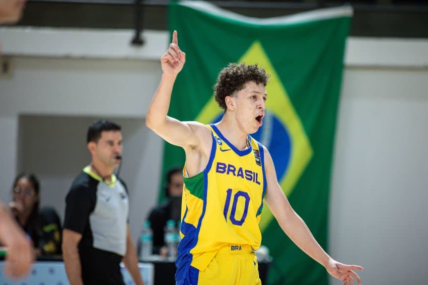 Brasil vence Uruguai e vai à grande final do Sul-americano Sub-17
