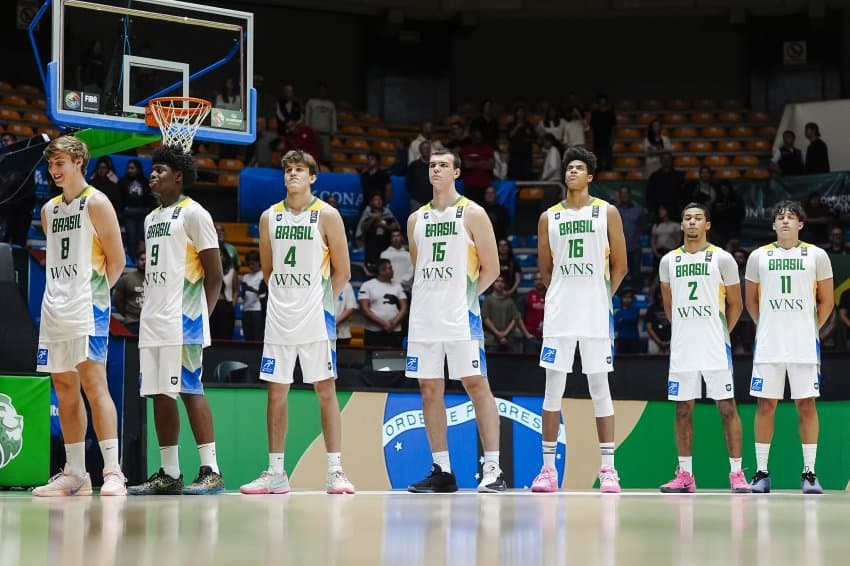 Brasil vai disputar o bronze da AmeriCup Sub-18 após semifinal contra os Estados Unidos