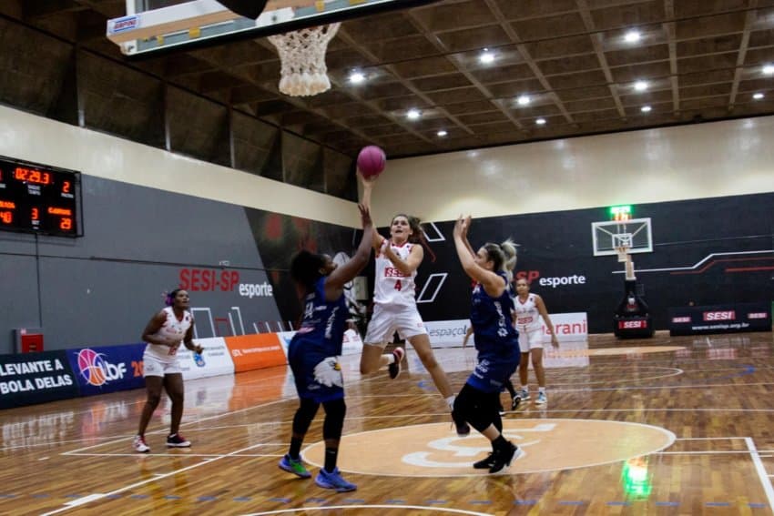 Na melhor partida de Nany na temporada, SESI Araraquara bate Vera Cruz Campinas