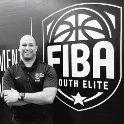 Diretor de Arbitragem da CBB, Vander Lobosco Jr assume gerência da FIBA Américas