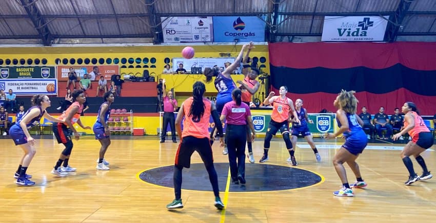 Sport/Glória do Goitá vence Vera Cruz Campinas por 25 pontos e chega motivado aos playoffs