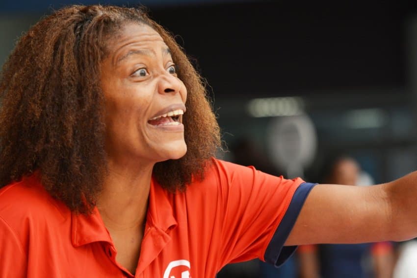 Ex-pivô Alessandra Santos participa de programa de Mentoria da FIBA