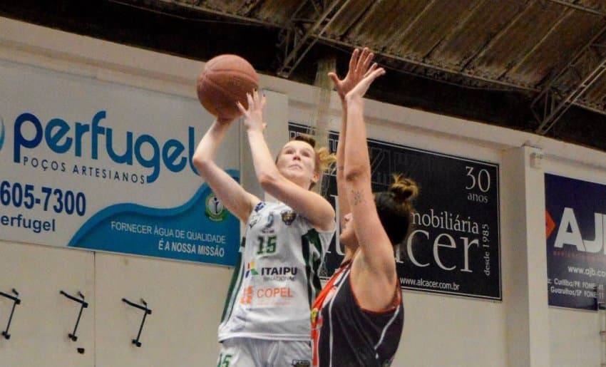 Oito times avançam para as quartas de final do CBI sub-17 feminino