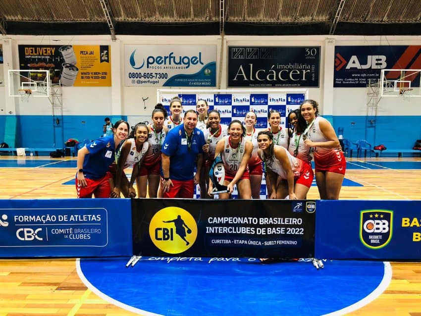 Bradesco é campeão do CBI sub-17 feminino de basquete