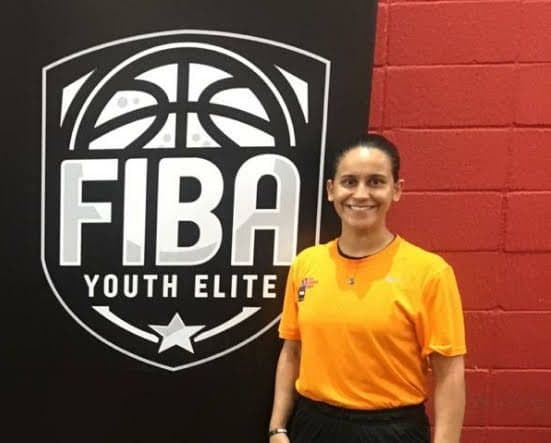 Crislaine Fernandes se torna a primeira árbitra sul matogrossense com licença internacional da FIBA