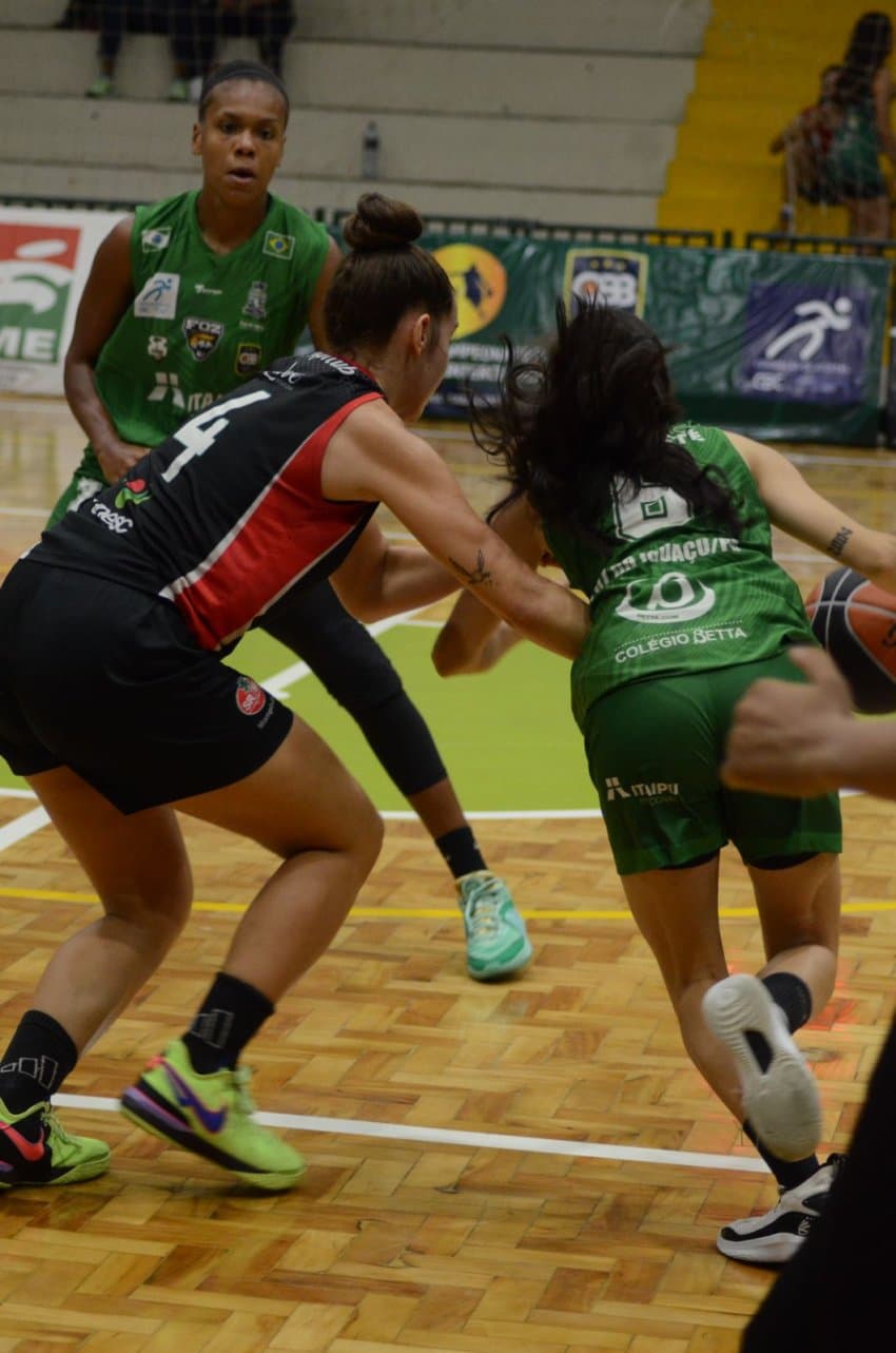Segundo dia de jogos do CBI sub-20 feminino