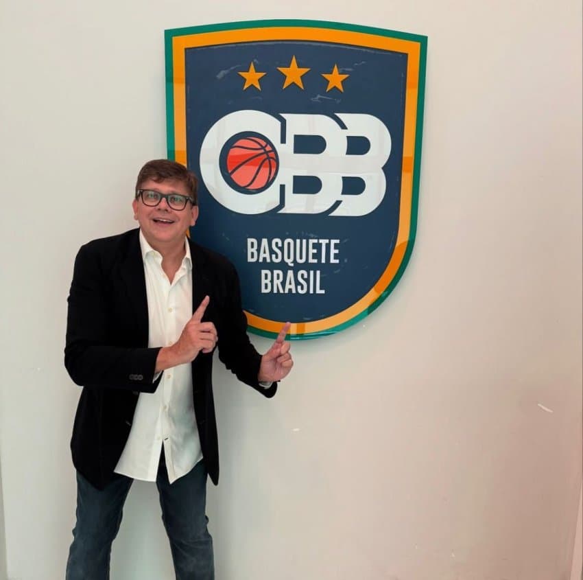 Helios Alvarez - Diretor Institucional e de Relações Internacionais
