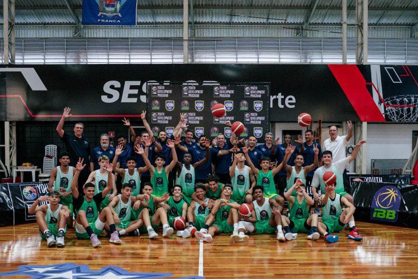 Jovens talentos do basquete brasileiro participam do NBB Elite Camp 2025