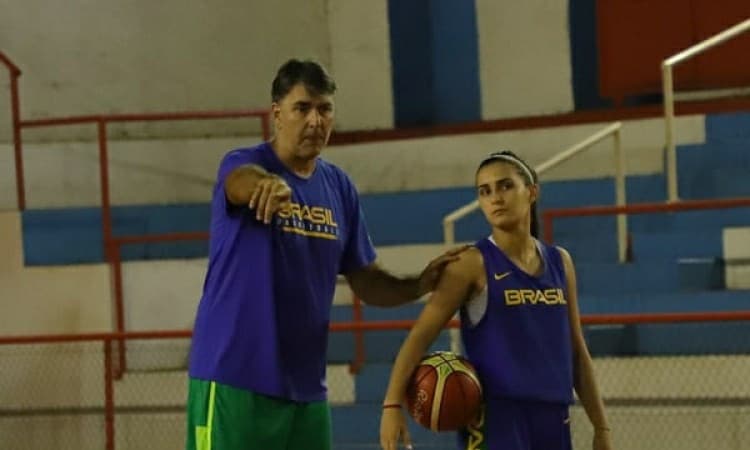 Seleção Feminina Sub-17 encerra preparação para o Sul-americano com êxito