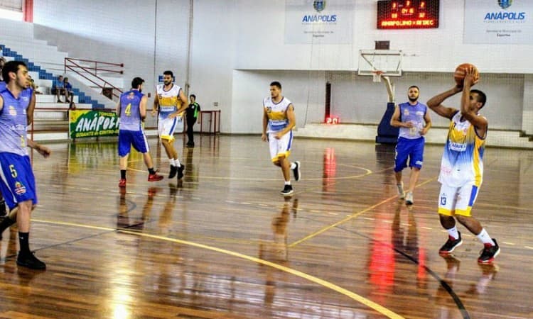 Giro: Campeonato Goiano Masculino tem disputa interessante entre equipes da capital e interior