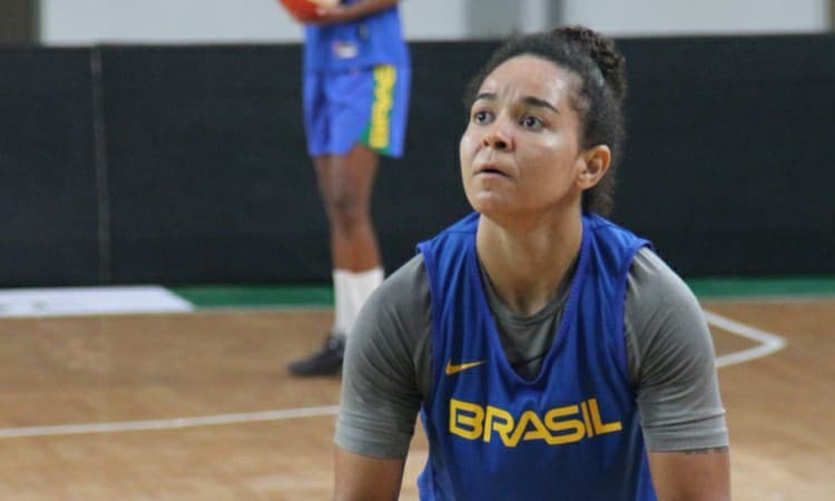 De volta à Seleção, Lays vê meninas confiantes por Tóquio 2020