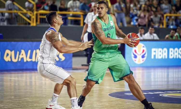 Rafael Hettsheimeir é liberado da Seleção Masculina devido à contusão