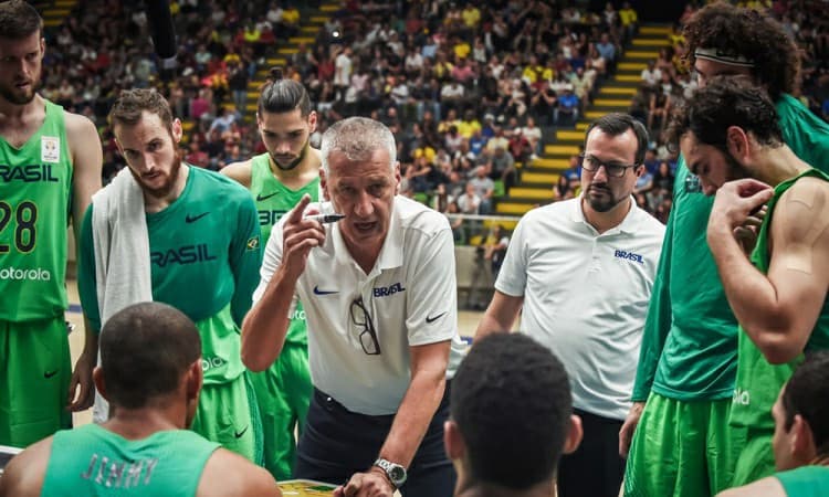 Petrovic anuncia os 13 convocados para jogos contra Canadá e Ilhas Virgens 