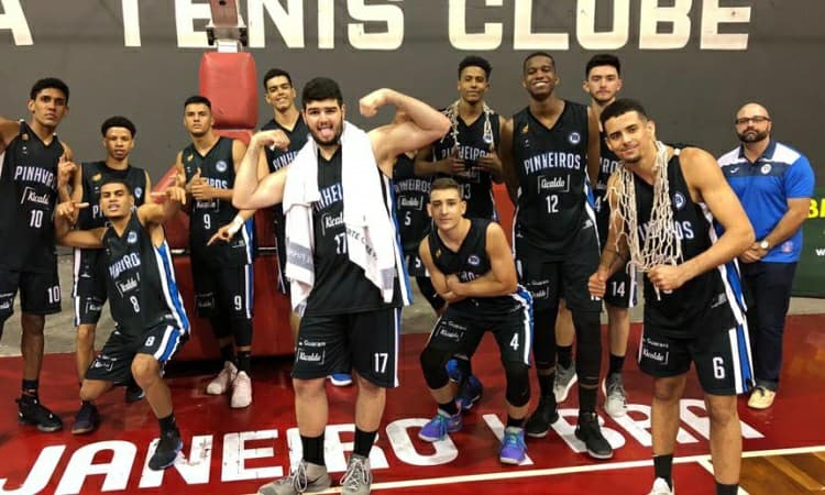 Pinheiros derrota o Flamengo e garante título da Copa Brasil Sub-18 Masculina